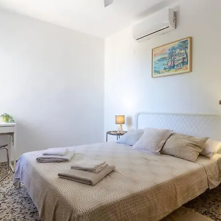 La Del Sol Villa *