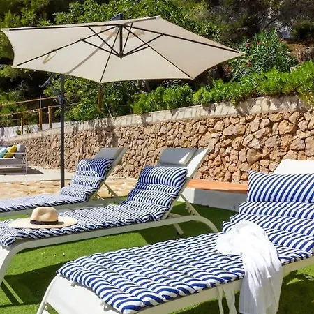 La Del Sol Villa Oliva